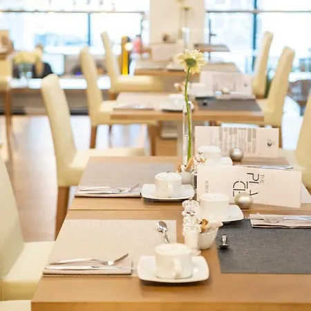 Hotel The Place - Adults Only 4*